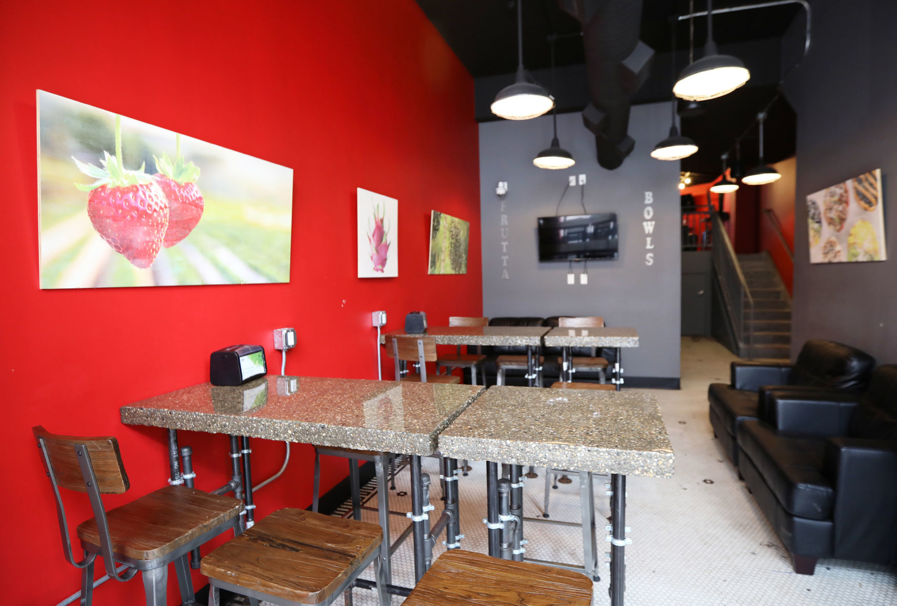 Frutta Bowls interior